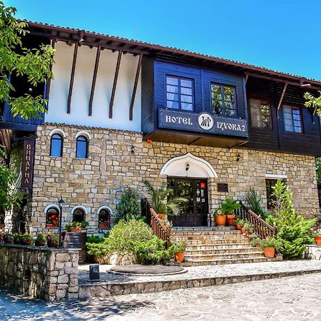 Hotel Izvora 2 アルバナシ エクステリア 写真