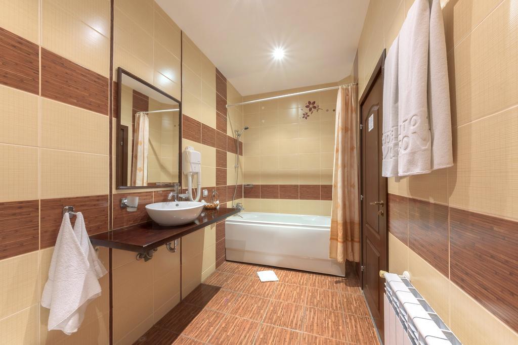 Hotel Izvora 2 アルバナシ 部屋 写真