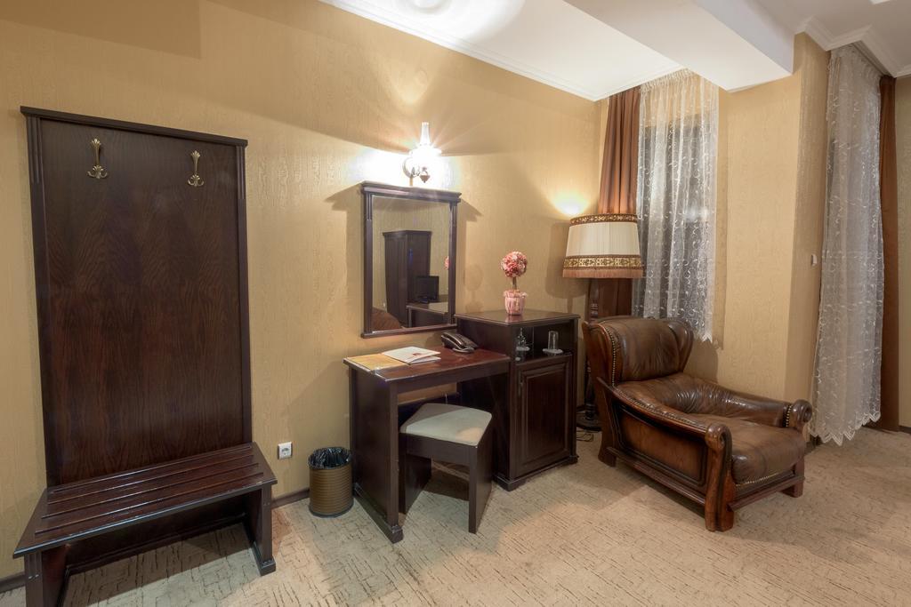 Hotel Izvora 2 アルバナシ 部屋 写真